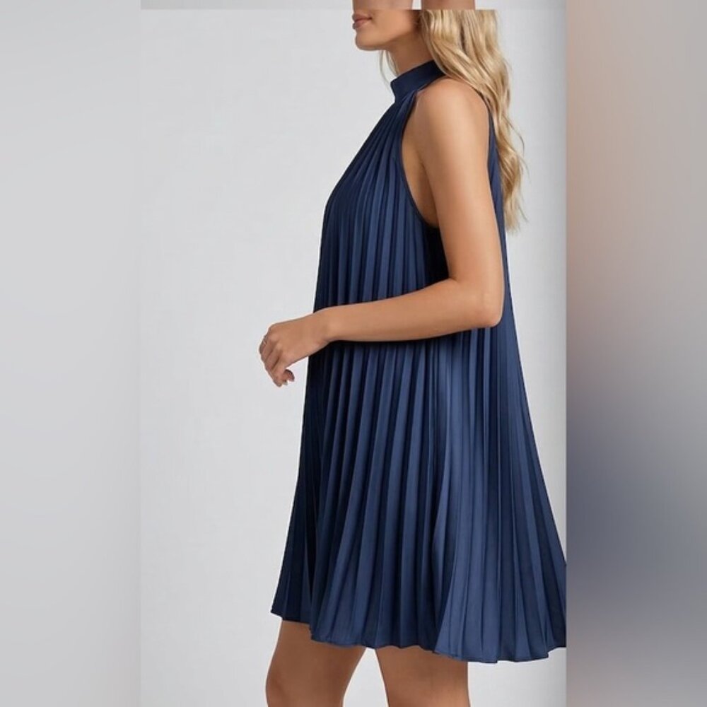 Tie Back Pleated Halter Dress Blue - Picture 4 of 6